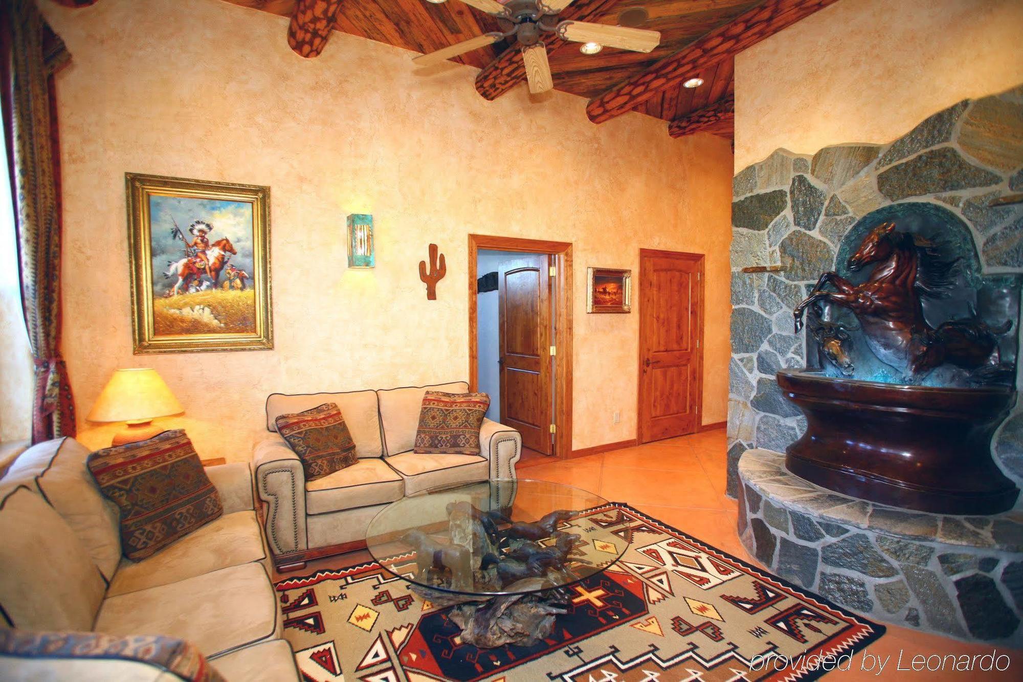 Bed and breakfast White Stallion Ranch